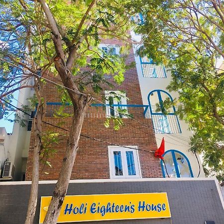 Holi Eighteen'S House Vinh Hai Exterior photo